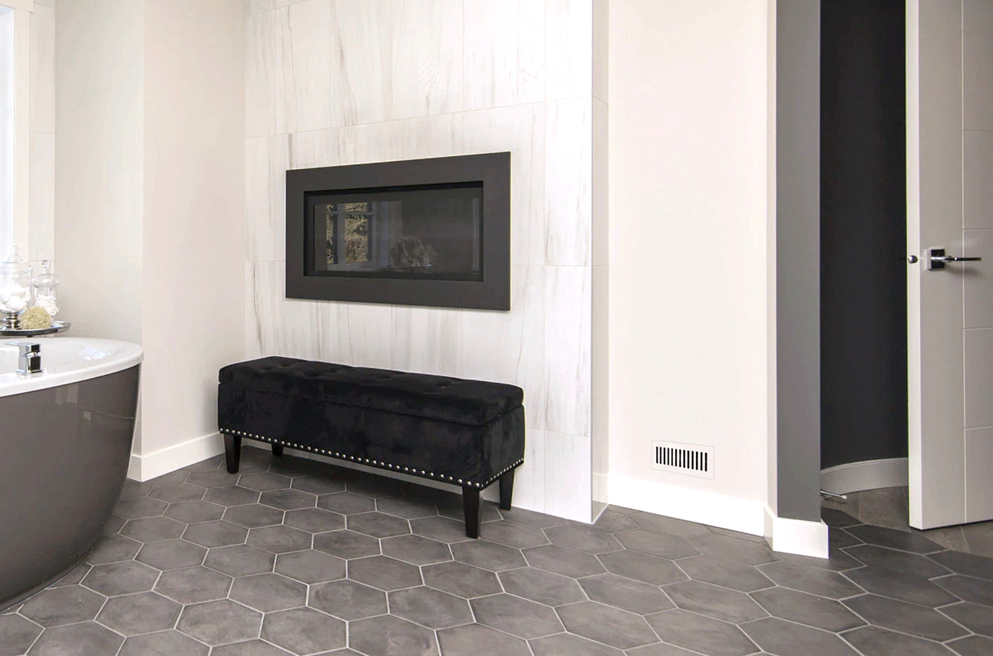 What is the Difference Between a Seamless and a Seamed vent?